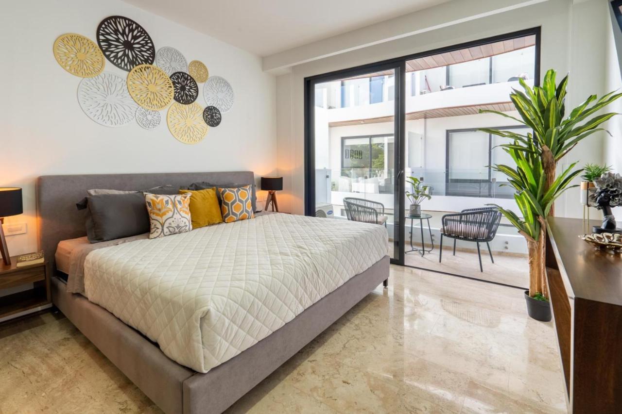 Midtown 2 *